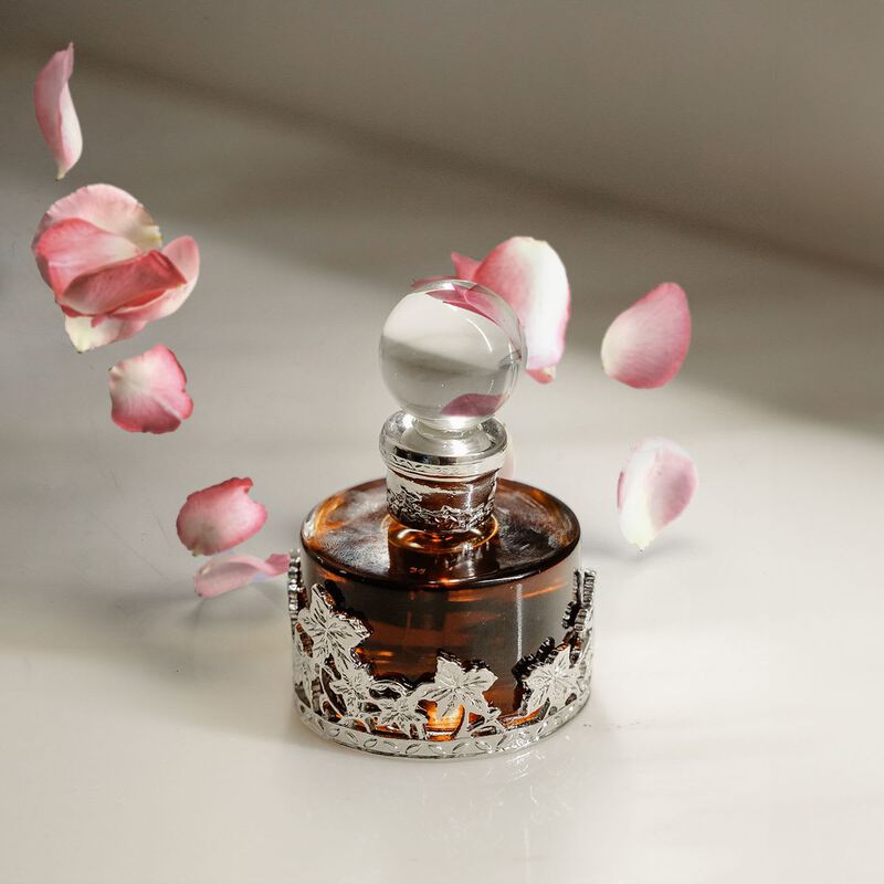 swiss arabian mukhalat malaki perfume oil