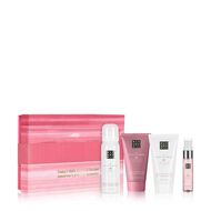 The Ritual of Sakura Small Gift Set faces the ritual of sakura small gift set