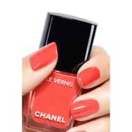 LE VERNIS 967 - WATERMELON faces le vernis 967 watermelon