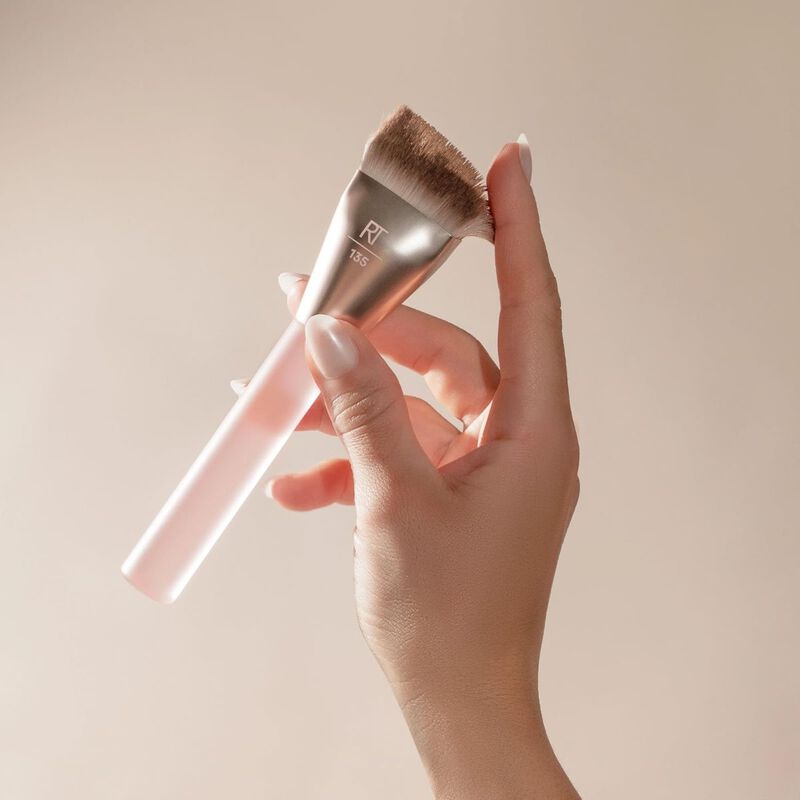 real techniques new nudes 2.0 hdiamond blending brush