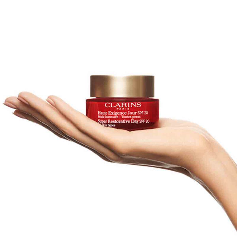 clarins super restorative day cream spf 20 all skin types 50ml