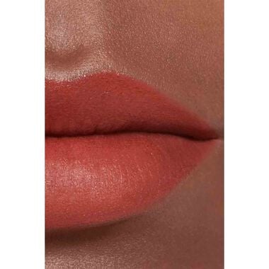 ROUGE ALLURE VELVET faces rouge allure velvet