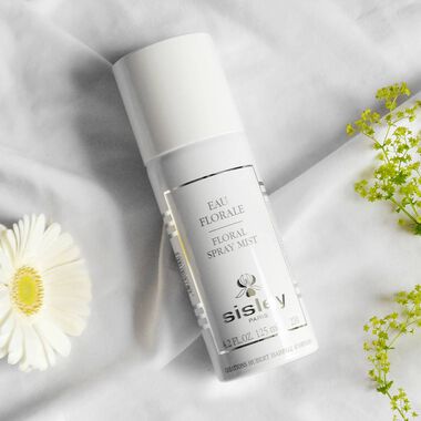 Floral Spray Mist faces floral spray mist