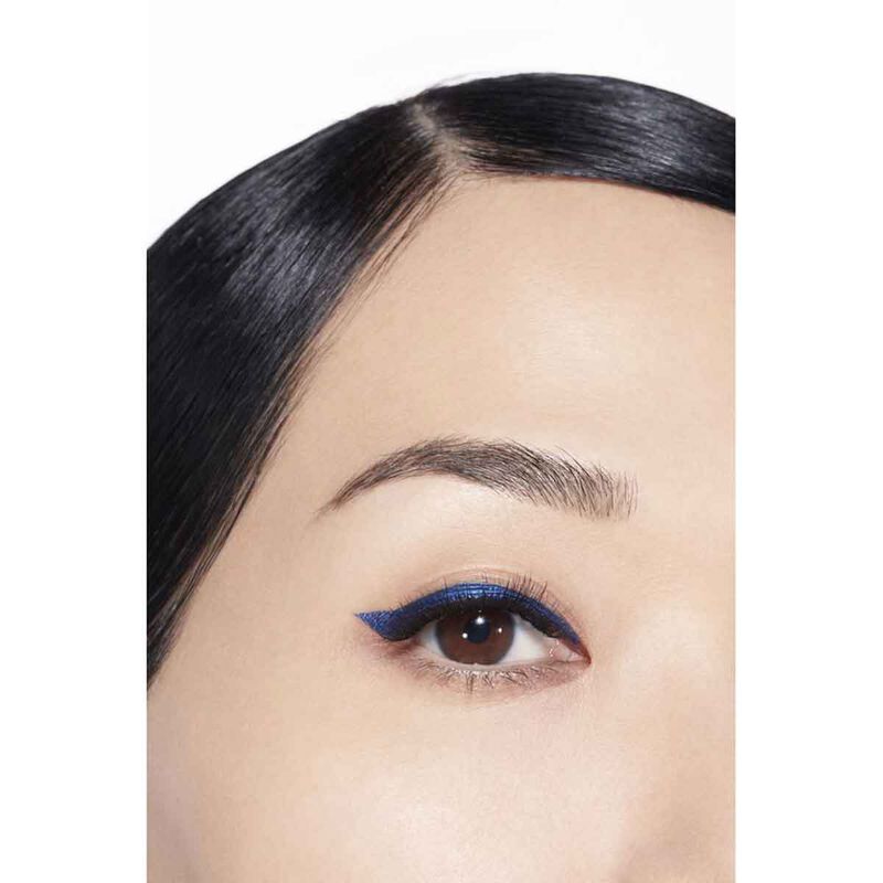 شانيل le liner de chanel
