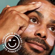 faces قطرات مضيئة مع عامل حماية من الشمس spf 50 من هيدراكايت