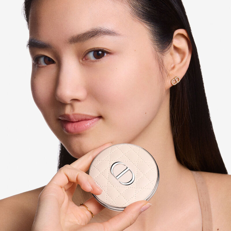 dior forever nude radiant filter blurring