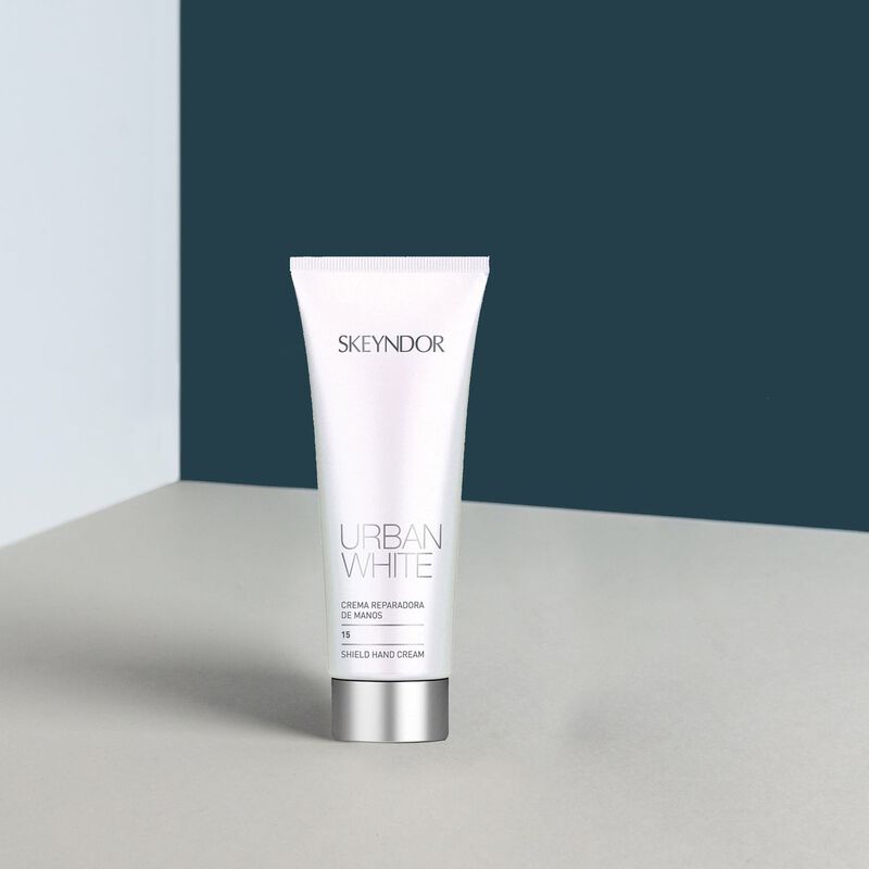 سكايندور كريم أوربان وايت برو شيلد اليدين