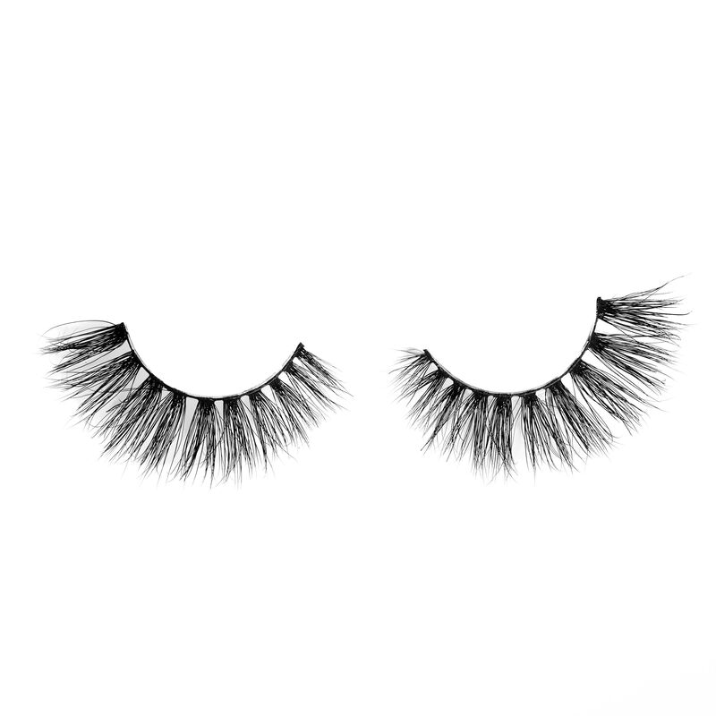 ماكي بيوتي لاش دراما ليلى