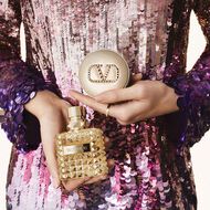 faces born in roma the gold donna