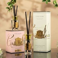 معطر الجو بتلات الورد مع شارة ذهبية 150مل faces معطر الجو بتلات الورد مع شارة ذهبية 150مل