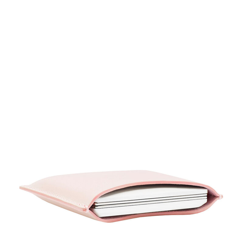 la bouche rouge, paris pink fine leather eyeshadow  les ombres set