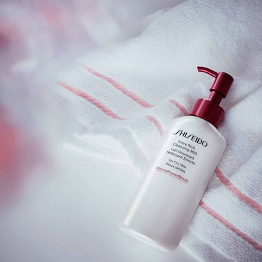 Extra Rich Cleansing Milk 125ml faces extra rich cleansing milk 125ml