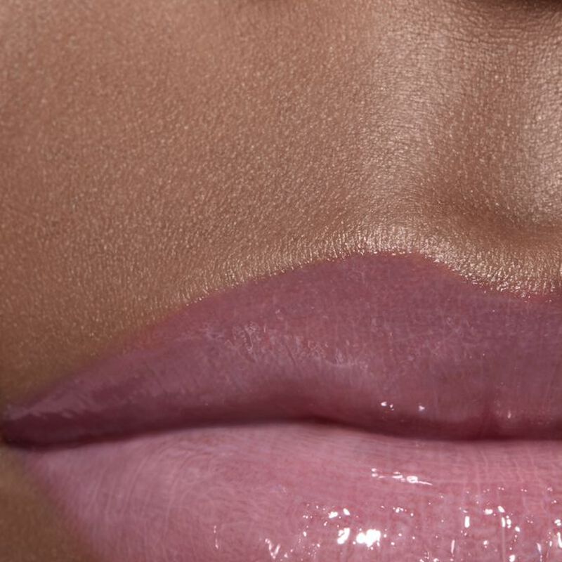 شانيل rouge coco gloss