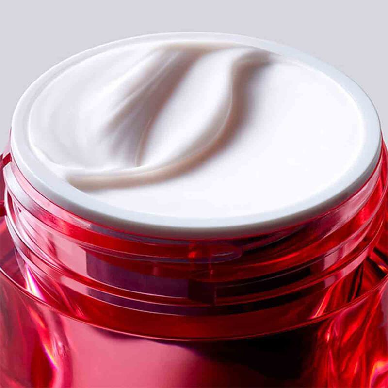 إستي لودر كريم مرطب الطاقة بالرمان لتغذية واشراق البشرة 50مل