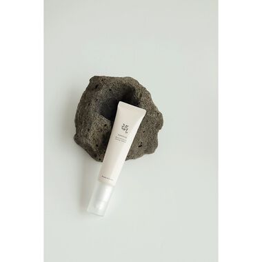 faces revive eye serum ginseng   retinal