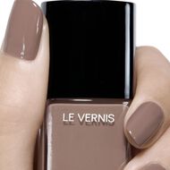 LE VERNIS faces le vernis