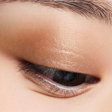 Dream Velvet Eyeshadow Palette faces dream velvet eyeshadow palette