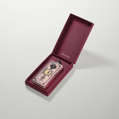 faces الظرفاء