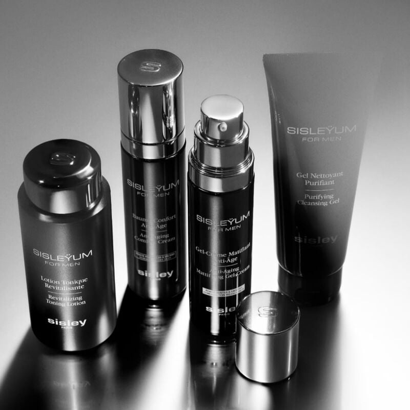 sisley sisleyum revitalizing toning lotion