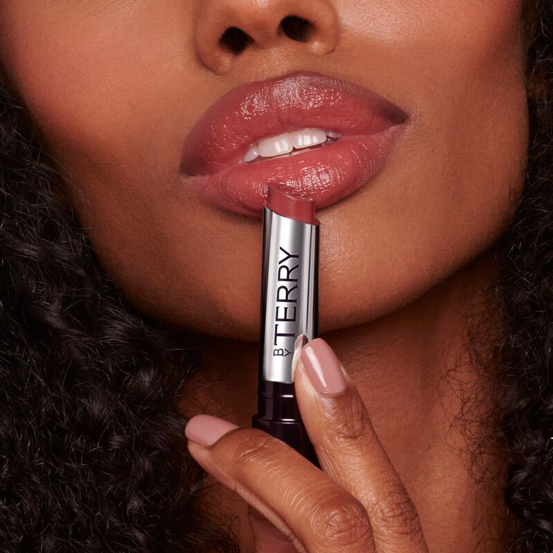 باي تيري بلسم الشفاه هايلورونيك