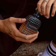 عطر بورن إن روما أومو فانتاسي faces عطر بورن إن روما أومو فانتاسي