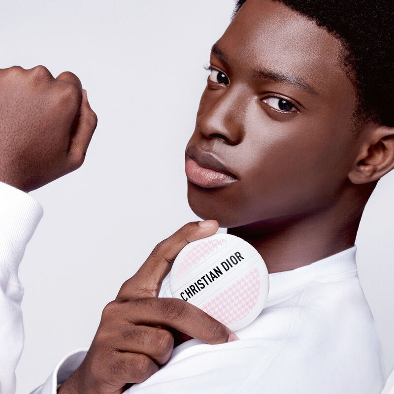 ديور لو بوم الإصدار المحدود