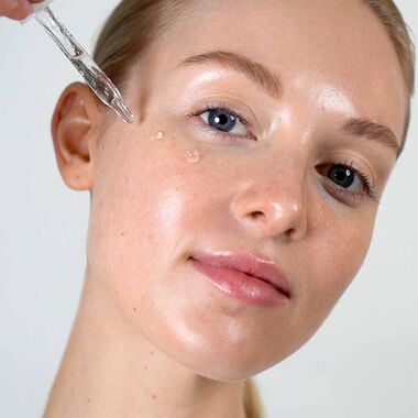 faces clarifying serum with azelic acid