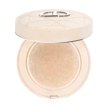 faces بودرة dior forever cushion