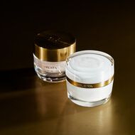 Supremÿa At Night The Supreme Anti-Aging faces suprem a at night the supreme anti aging