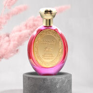 Coquette faces coquette