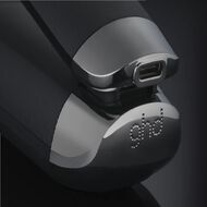 مكواة فرد الشعر بدون سلك سوداء faces مكواة فرد الشعر بدون سلك سوداء