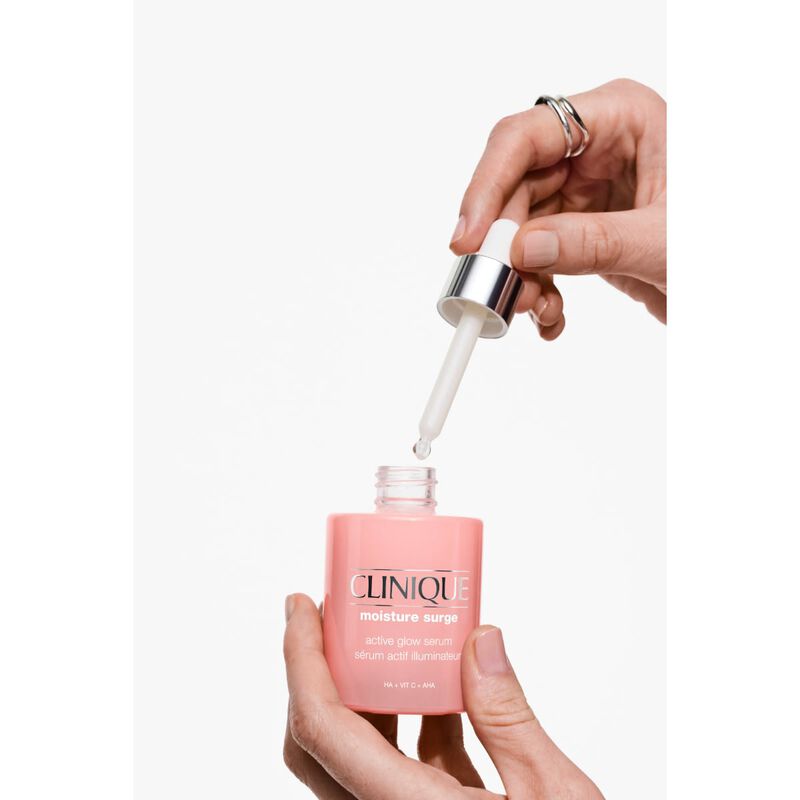 clinique moisture surge™ active glow