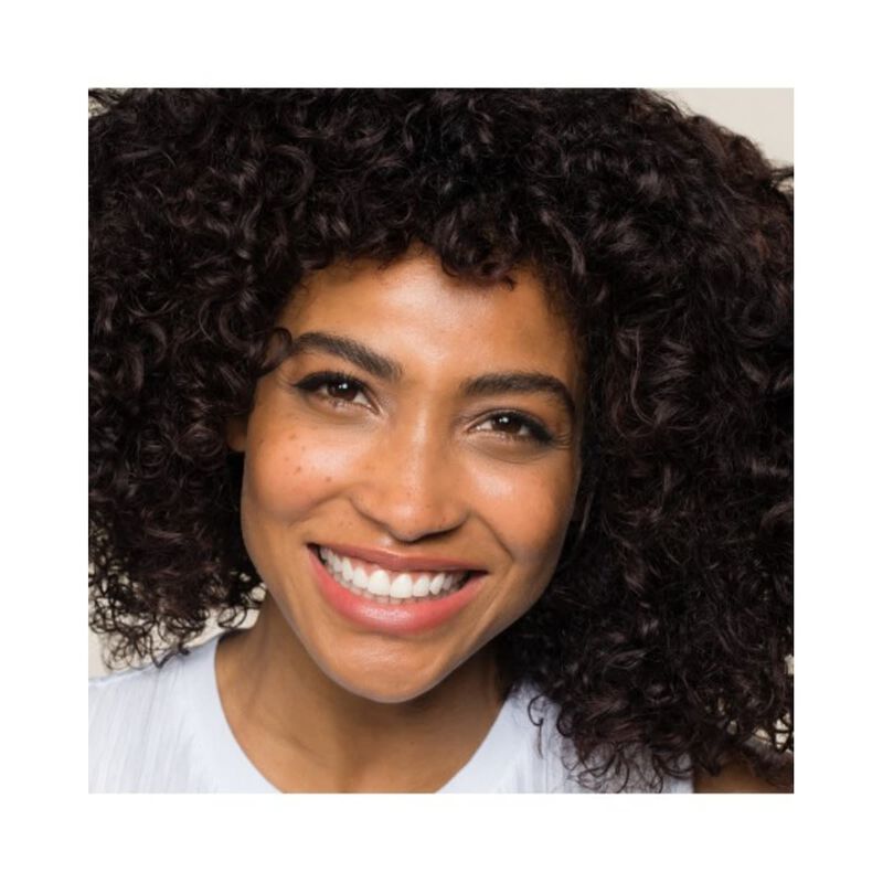 ليفينج بروف تركيبة إصلاح الترميم المُتركة في الشعر