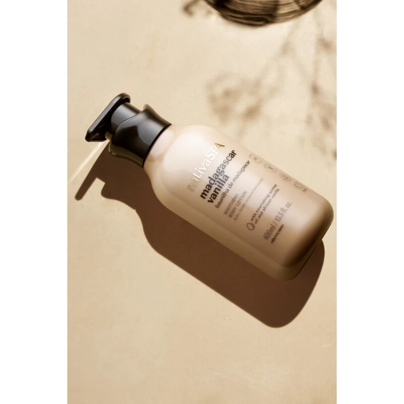 أو بوتيكاريو لوشن الترطيب الفائق للجسم بالفانيليا مدغشقر من ناتيفا سبا