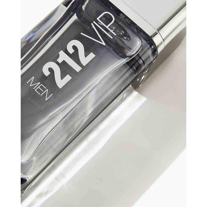carolina herrera 212 vip men eau de toilette 200ml