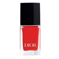 Dior Vernis Nail Polish with Gel Effect and Couture Color faces dior vernis nail polish with gel effect and couture color