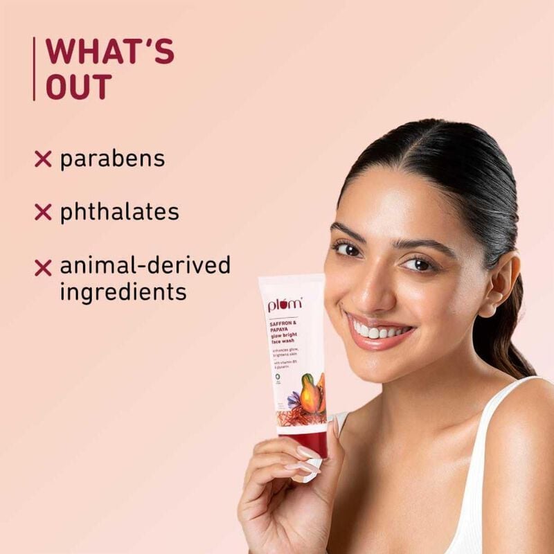 plum saffron & papaya glow bright face wash