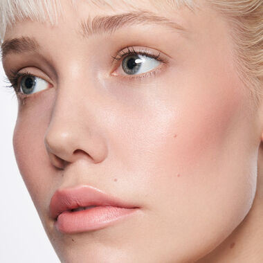 faces قلم الشفاه والخدود كومبليت هارموني ليب آند تشيك