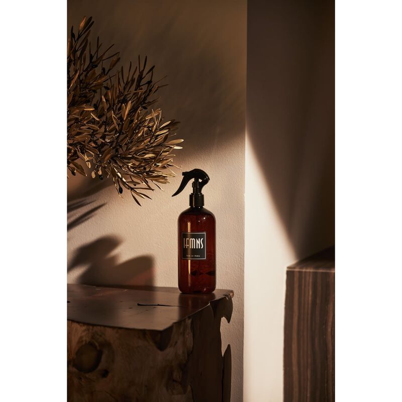 إفمنس معطر الغرفة العود