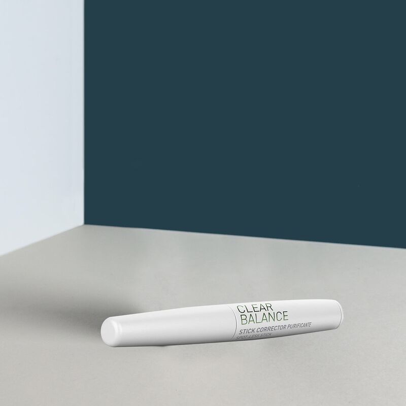 skeyndor clear balance spot less stick