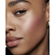 CHANEL LES BEIGES بودرة بتأثير البشرة التي لوحتها الشمس لإشراقة صحية faces chanel les beiges بودرة بتأثير البشرة التي لوحتها الشمس لإشراقة صحية