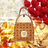 faces all over spray