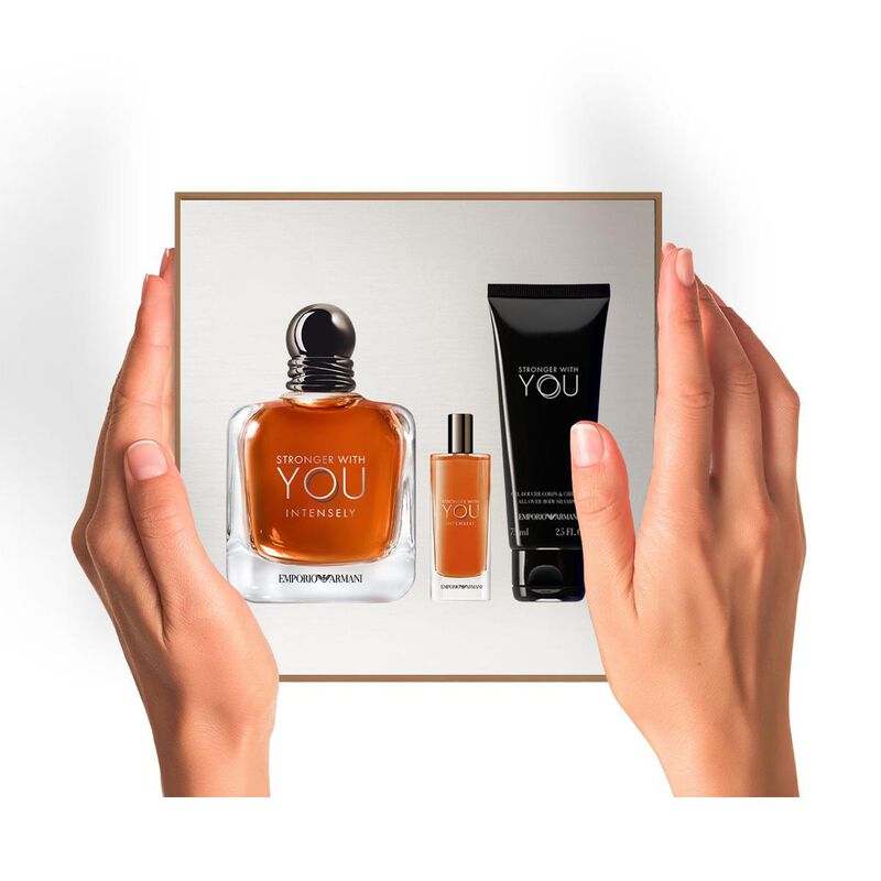 جورجو أرماني عطر سترونغر ويذ يو إنتنسلي مجموعة رمضان