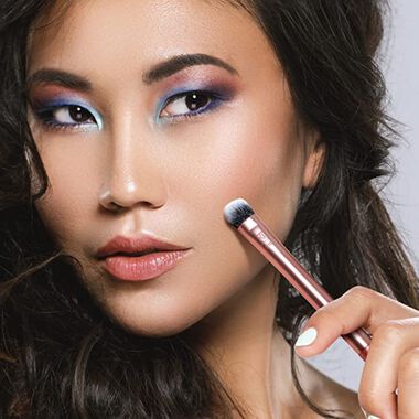 Expert Concealer Makeup Brush faces expert concealer makeup brush