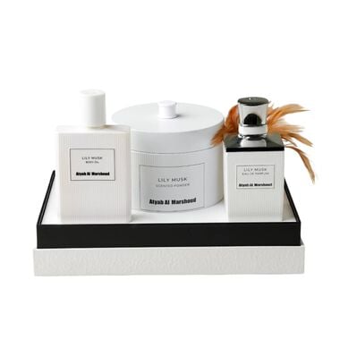 faces lily musk collection