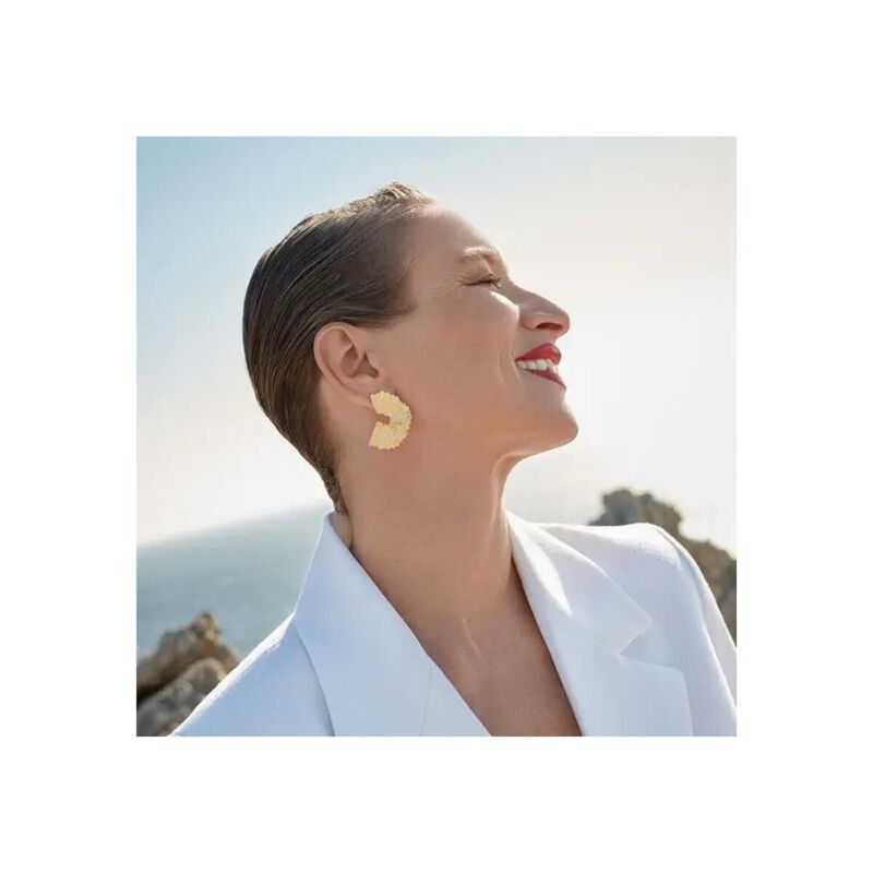 yves rocher anti age global soin illuminateur regard