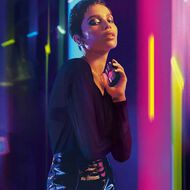 Black opium Neon Eau De Parfum 75ml faces black opium neon eau de parfum 75ml