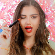 faces أحمر الشفاه لب لاش سلك مطفي