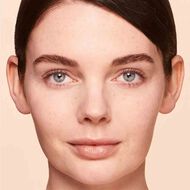 faces كريم أساس دابل وير ستاي ان بليس درجة بيج عاجي مع عامل حماية 10