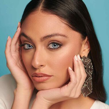 faces كلاودي جراي